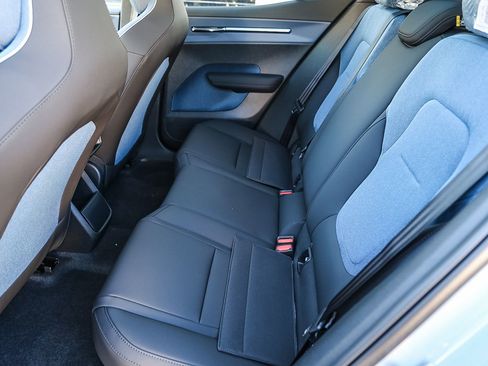 New 2026 Volvo EX30 Cross Country Ultra image 18