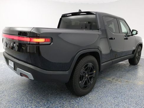 Used 2023 Rivian R1T Adventure image 3