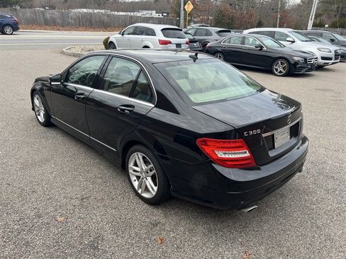Used 2012 Mercedes-Benz C 300 4MATIC Sedan image 3