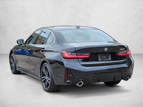 Used 2024 BMW 330i Sedan w/ M Sport Package image 8