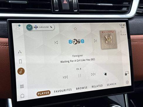 Used 2024 Jaguar XF R-Dynamic SE image 17