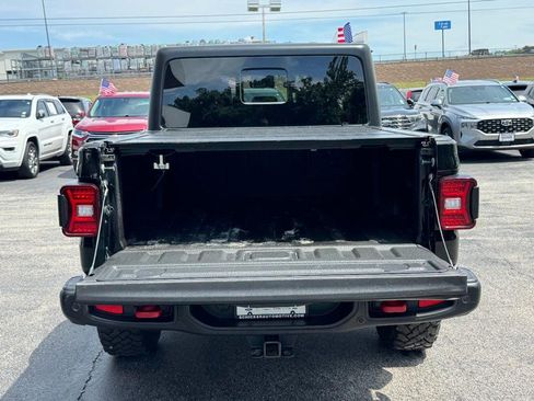 Used 2020 Jeep Gladiator Rubicon AWD/4WD image 5