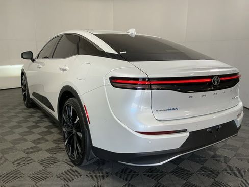 Used 2023 Toyota Crown Platinum image 7