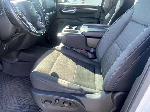 Used 2022 Chevrolet Silverado 1500 RST AWD/4WD image 13