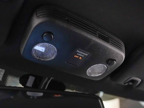 Used 2021 Ford Mustang Shelby GT500 w/ Technology Package image 24