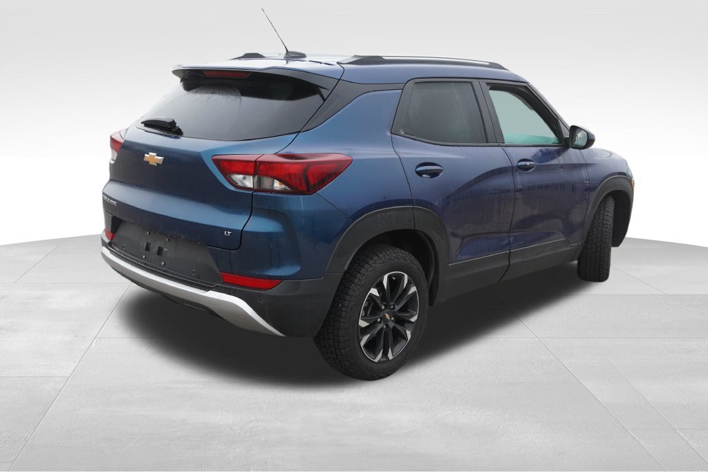 Used 2021 Chevrolet TrailBlazer LT w/ Convenience Package FWD image 3