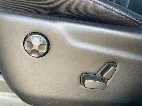 Used 2024 Dodge Durango GT image 12