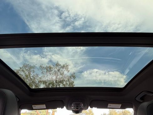 Used 2017 Audi Q7 2.0T Premium Plus w/ Premium Plus Package image 27