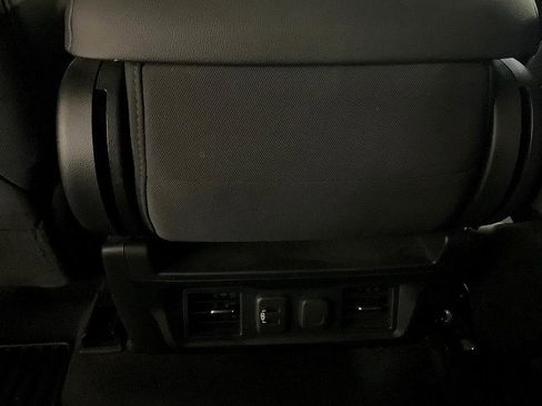 Used 2022 Chevrolet Silverado 1500 RST w/ Z71 Off-Road Package image 26