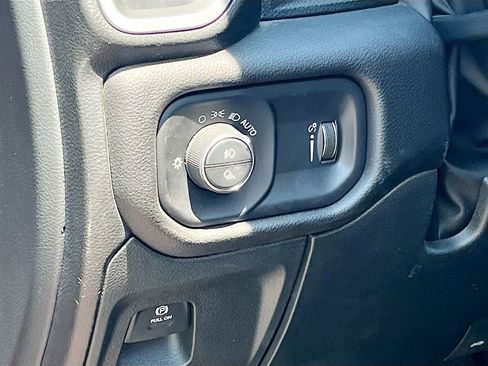 Used 2023 RAM 1500 Big Horn AWD/4WD image 10