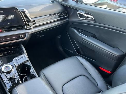Used 2023 Kia Sportage EX image 16