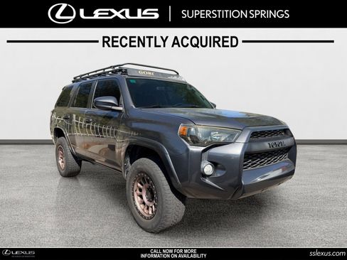 Used 2016 Toyota 4Runner SR5 AWD/4WD image 1