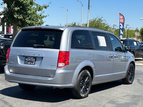 Used 2019 Dodge Grand Caravan GT FWD image 7
