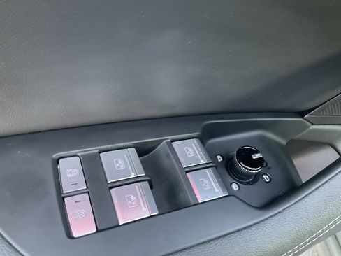 Used 2024 Audi A6 Premium Plus image 31