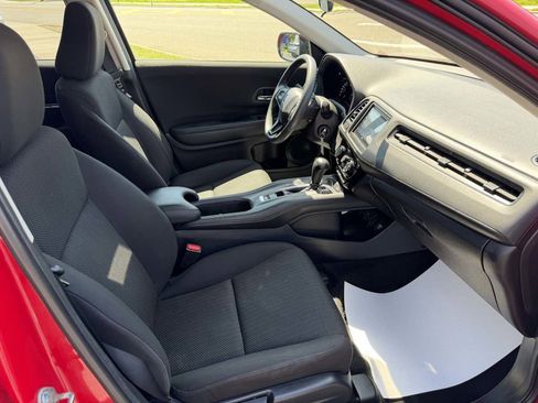 Used 2018 Honda HR-V LX image 20