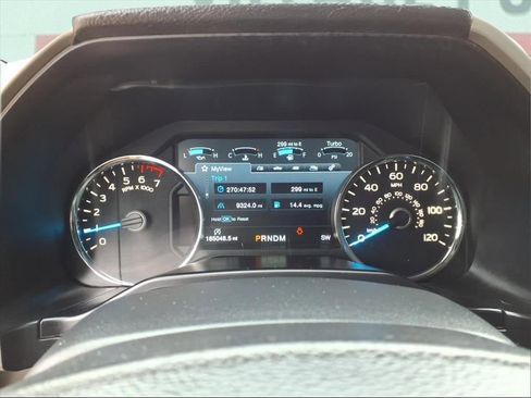 Used 2017 Ford F150 Lariat w/ Equipment Group 501A Mid image 28