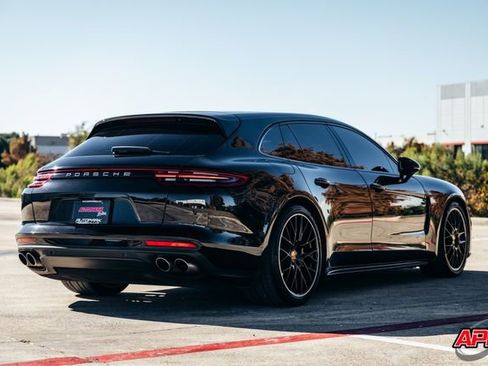Used 2018 Porsche Panamera 4S image 9