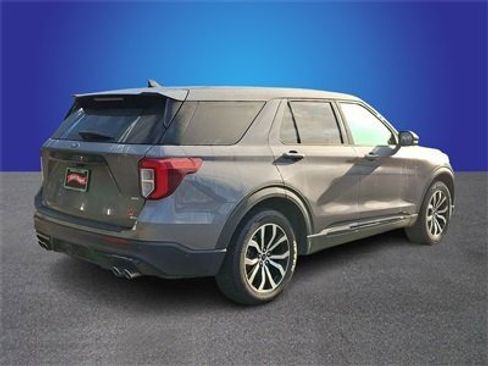 Used 2021 Ford Explorer ST w/ Equipment Group 401A image 2