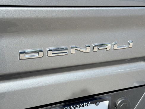 Used 2026 GMC Sierra 2500 Denali w/ Denali Reserve Package image 11