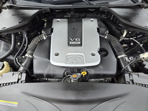 Used 2017 INFINITI Q70 L 3.7 RWD image 41