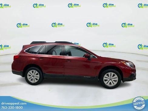 Used 2017 Subaru Outback 2.5i Premium image 4