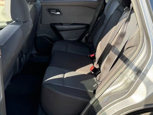 Certified 2023 Nissan Rogue SV FWD image 21