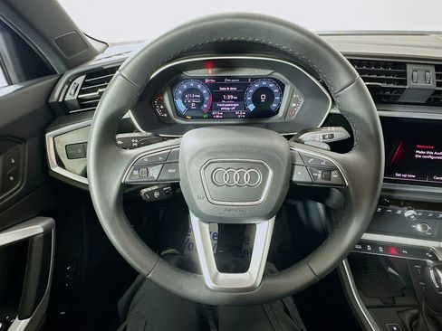 Used 2025 Audi Q3 2.0T Premium w/ Convenience Package AWD/4WD image 11