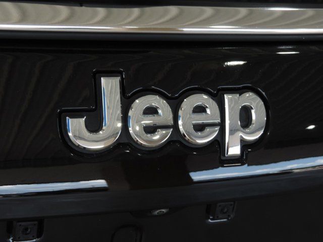 Used 2023 Jeep Compass Latitude AWD/4WD image 20