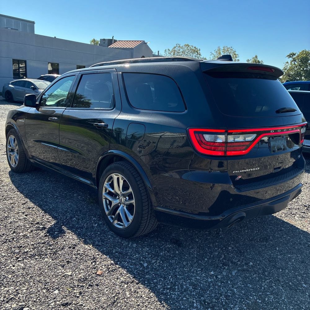 Used 2021 Dodge Durango R/T w/ Tow 'N Go Group AWD/4WD image 4