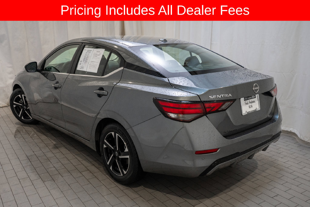 Used 2025 Nissan Sentra SV FWD image 3