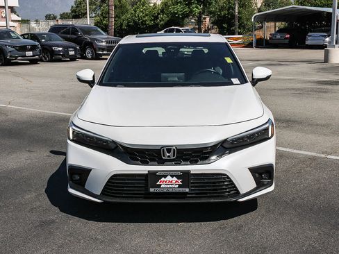 Used 2024 Honda Civic Sport Touring image 2