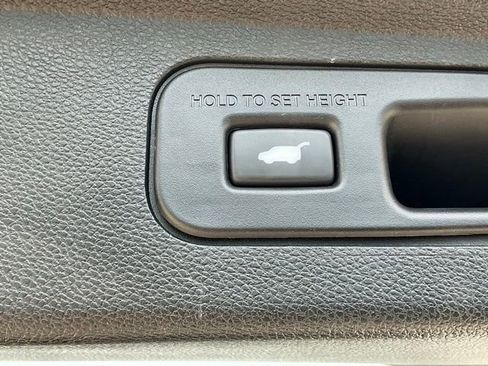 Used 2025 Honda Odyssey Elite image 7