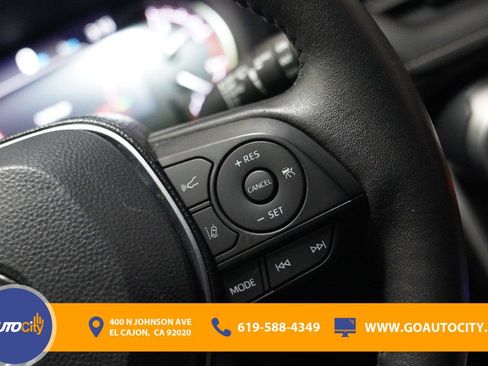 Used 2021 Toyota RAV4 Limited image 22