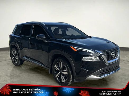 Used 2023 Nissan Rogue Platinum FWD image 8