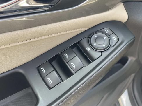 Used 2023 Chevrolet Traverse LS w/ Safety Package AWD/4WD image 16