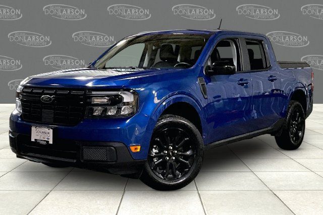 Used 2024 Ford Maverick Lariat w/ Black Appearance Package FWD image 3