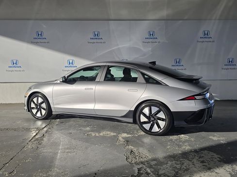 Used 2023 Hyundai Ioniq 6 SE image 4