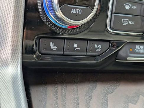 Used 2024 GMC Yukon Denali AWD/4WD image 17
