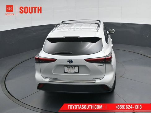 Used 2023 Toyota Highlander Limited w/ Protection Package #3 (TMS) AWD/4WD image 51