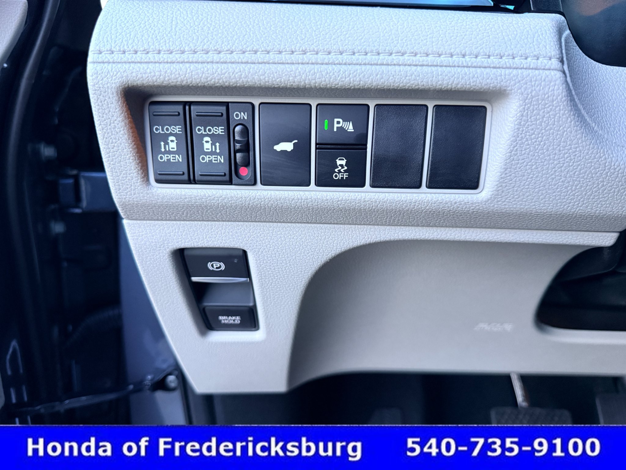 Certified 2026 Honda Odyssey Touring image 41