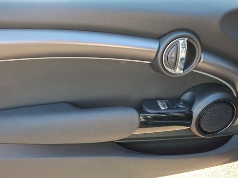 Used 2022 MINI Cooper S FWD image 9