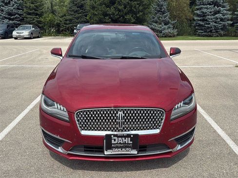 Used 2018 Lincoln MKZ Select w/ Select Plus Package FWD image 2