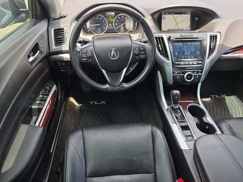 Used 2015 Acura TLX w/ Technology Package FWD image 12