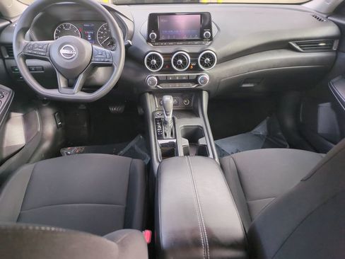 Used 2025 Nissan Sentra S image 19
