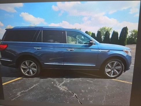Used 2018 Lincoln Navigator Reserve AWD/4WD image 5