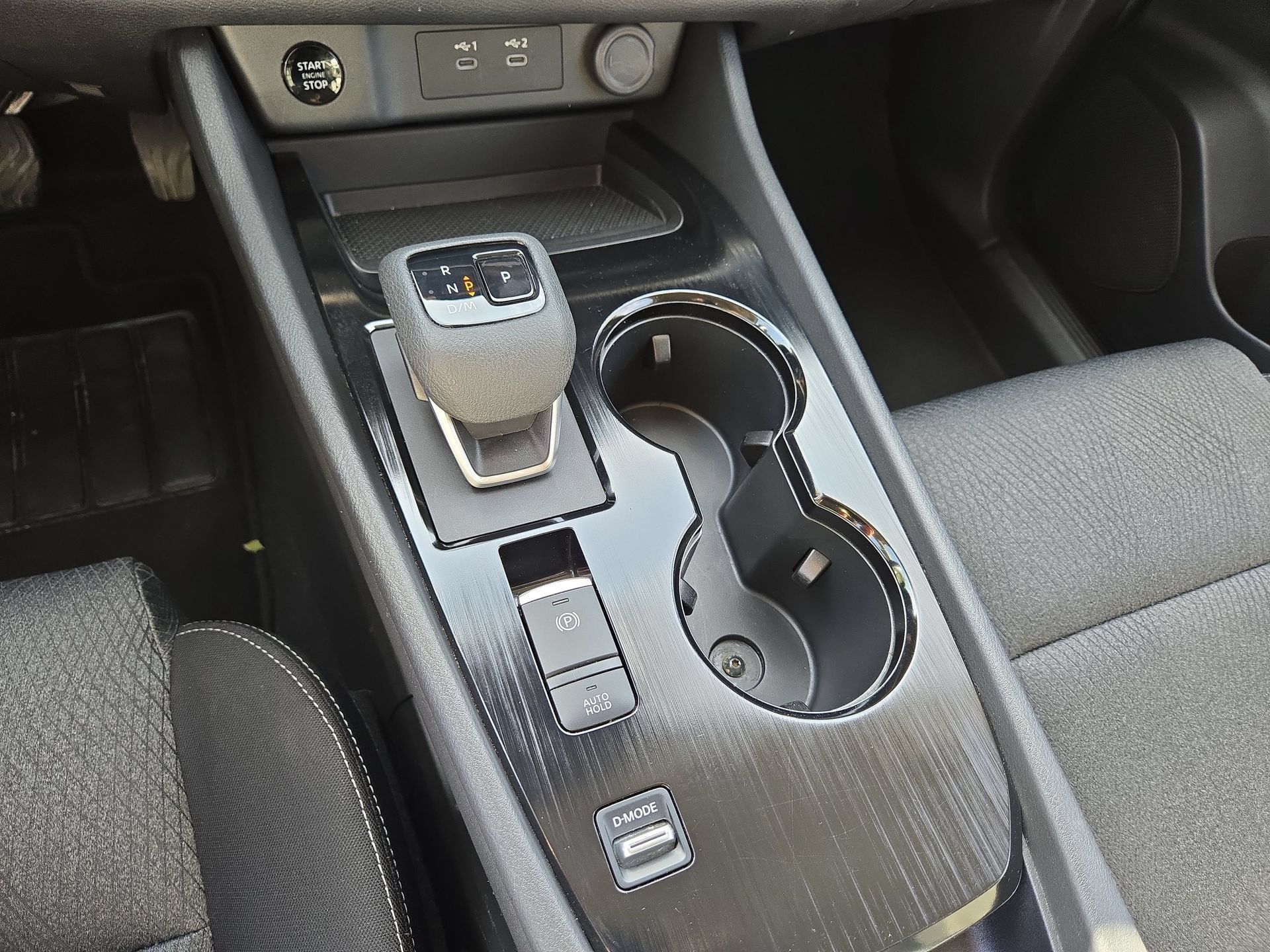 Used 2025 Nissan Rogue SV FWD image 22