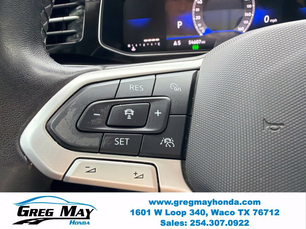 Used 2025 Volkswagen Jetta SE FWD image 27