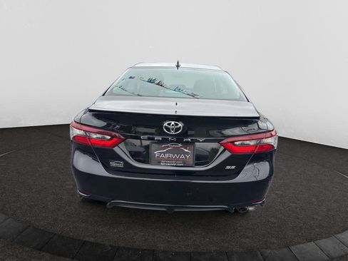 Used 2024 Toyota Camry SE FWD image 6