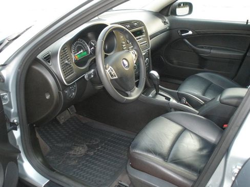 Used 2010 Saab 9-3 X image 23