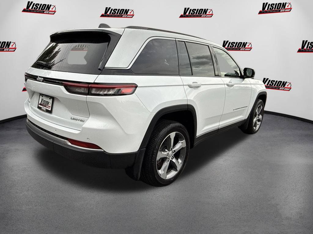 Used 2026 Jeep Grand Cherokee Limited AWD/4WD image 5